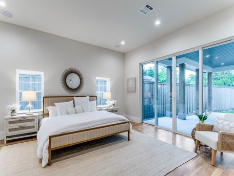 Tiny photo for 3911 Hawick Lane, Dallas, TX 75220 (MLS # 21086101)