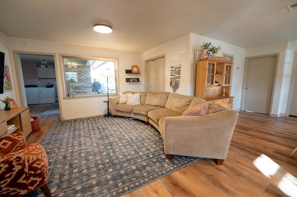 Love Betts - Residential