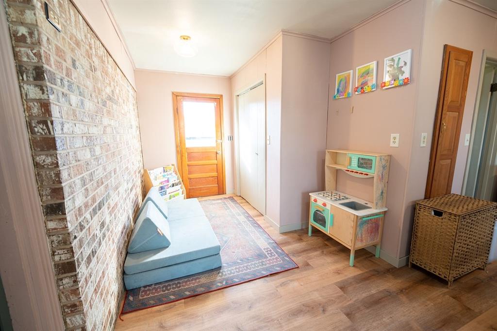 Love Betts - Residential