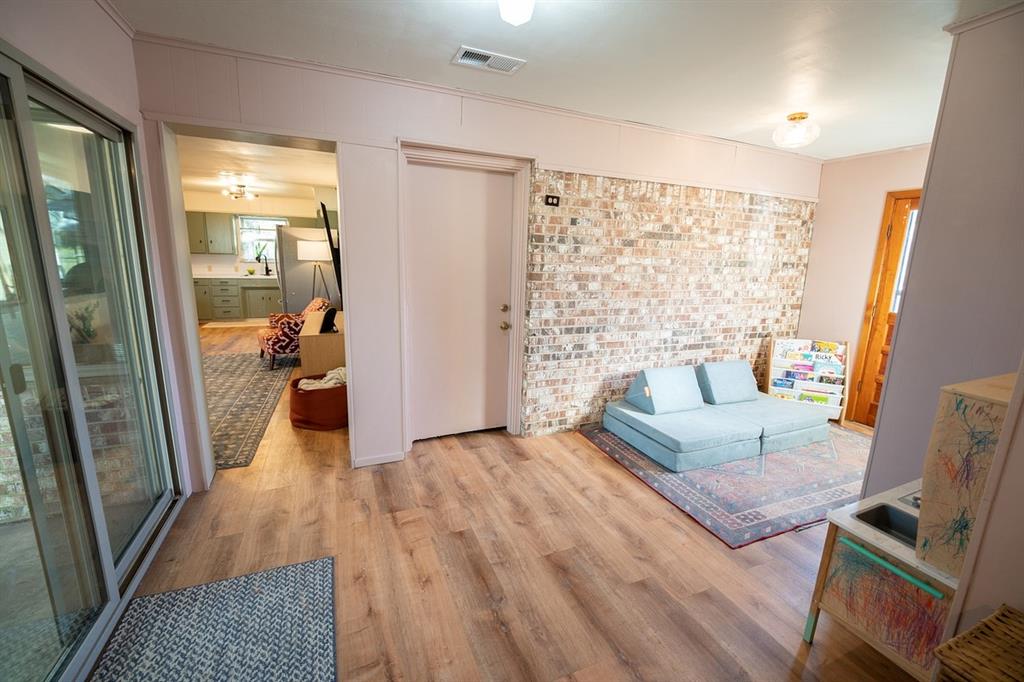 Love Betts - Residential