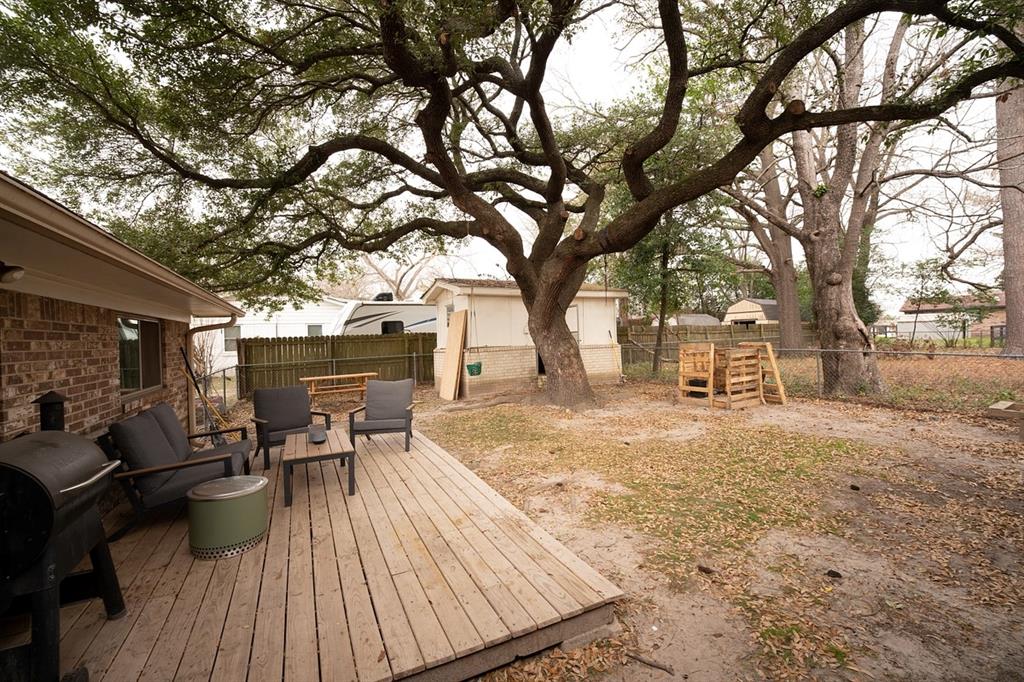 Love Betts - Residential