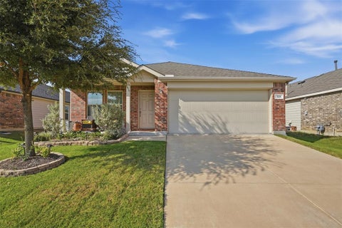 Photo of 328 Falling Star Drive, Haslet, TX 76052 (MLS # 21419885)