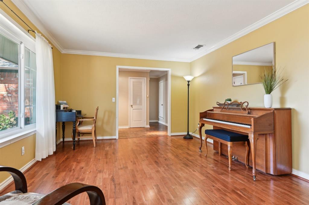 2513 Rockbrook Drive