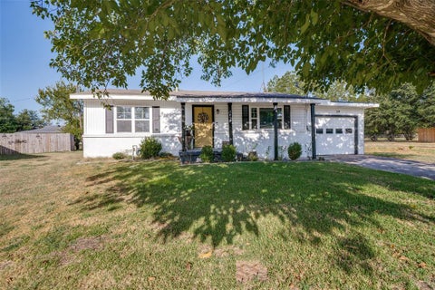 Photo of 2506 Johnson Circle, Caddo Mills, TX 75135 (MLS # 21389060)