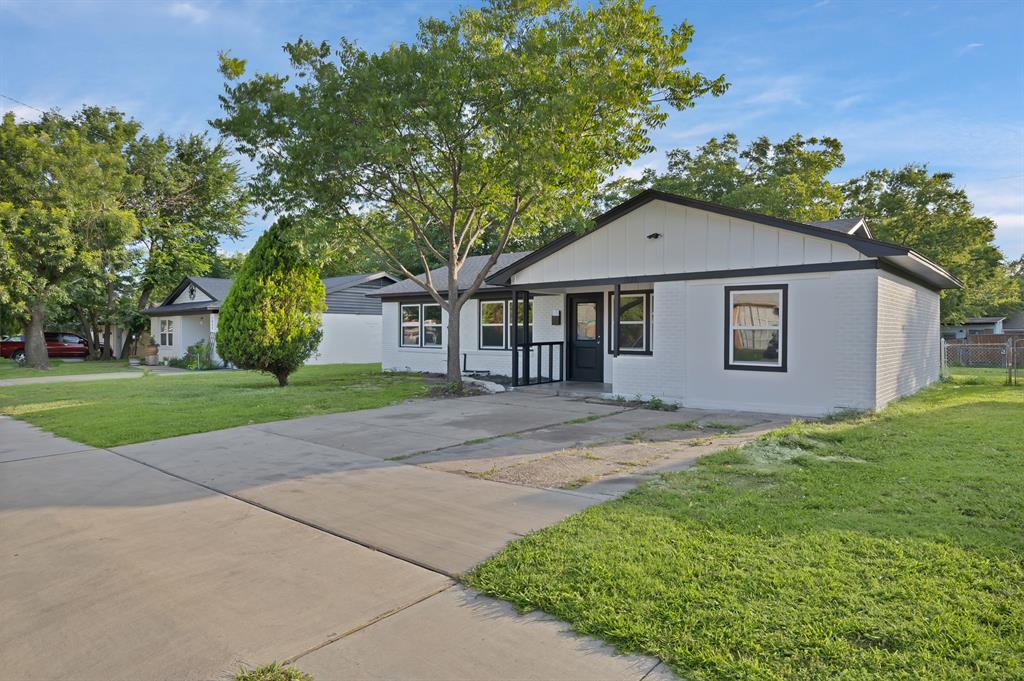 1921 Delmar Drive