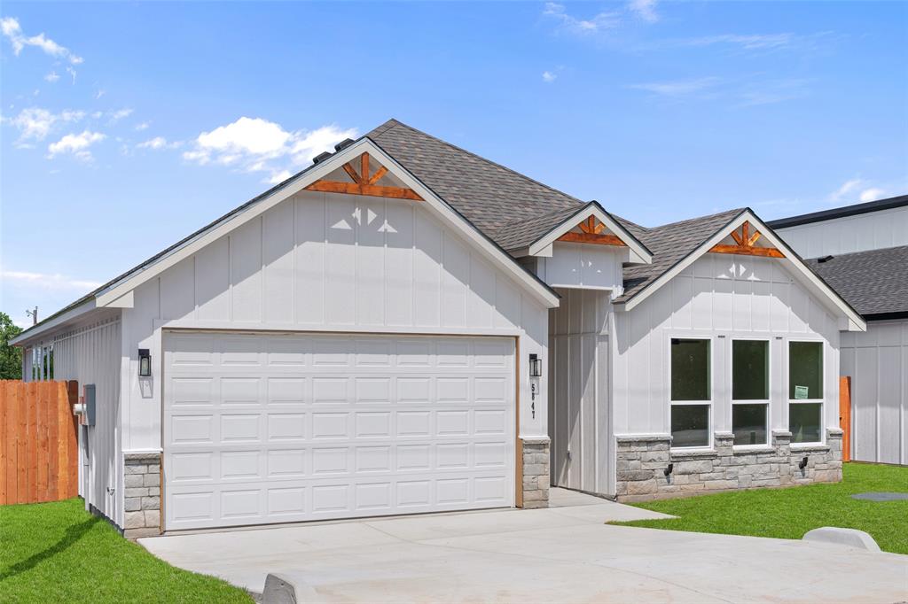 5847 Black Pine Circle