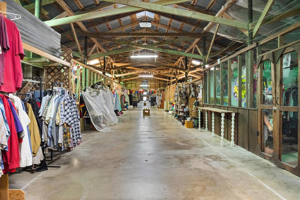 FRY BARLETT - Commercial Sale