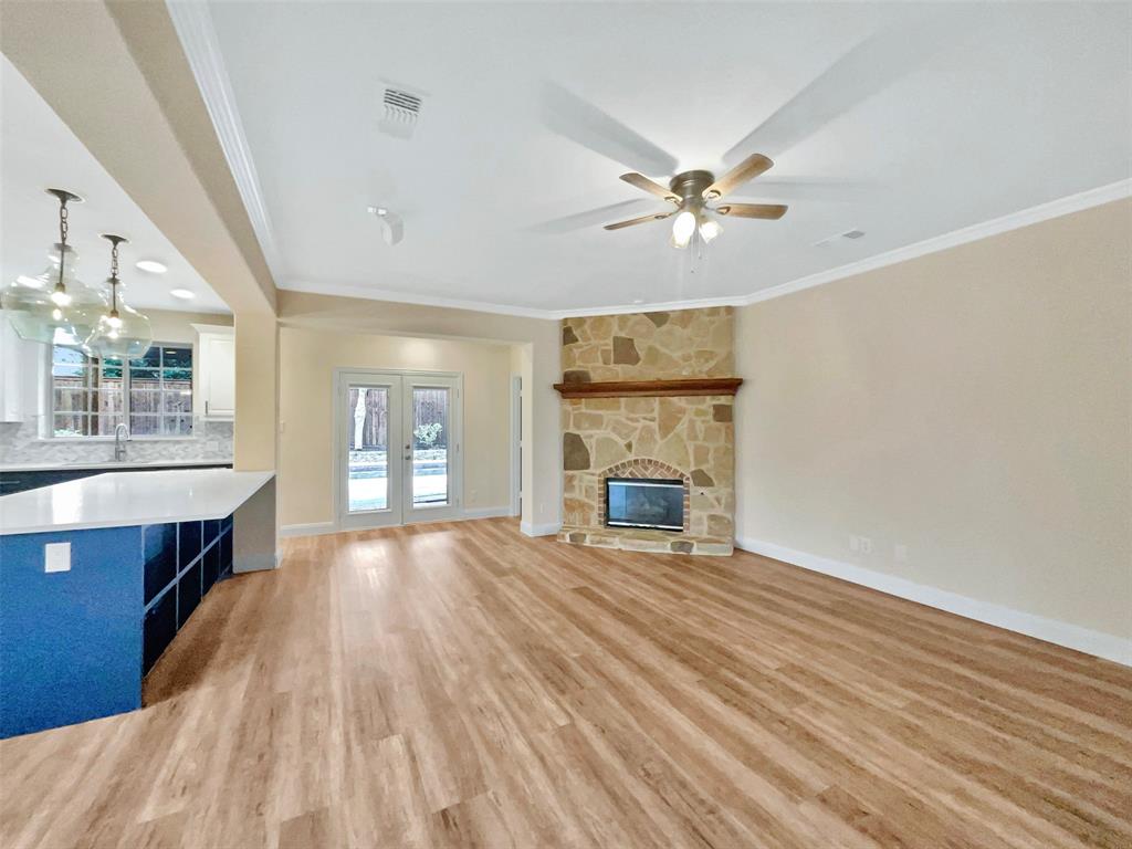 941 Fox Ridge Trail