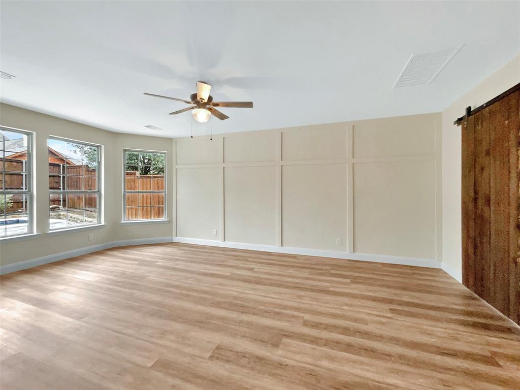 941 Fox Ridge Trail