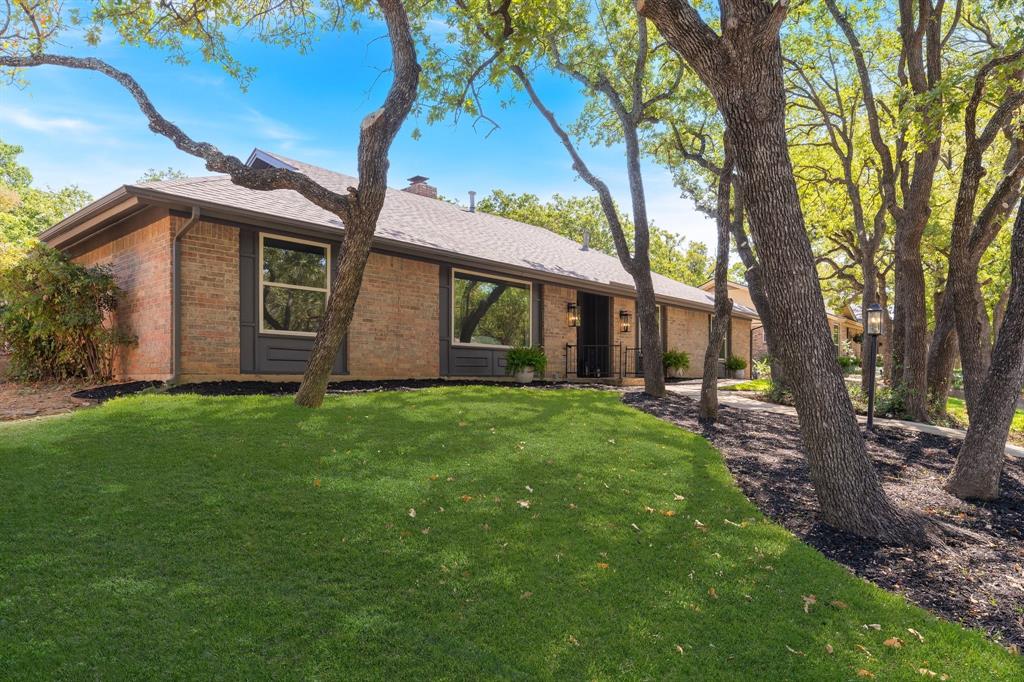 2844 Hurstview Drive