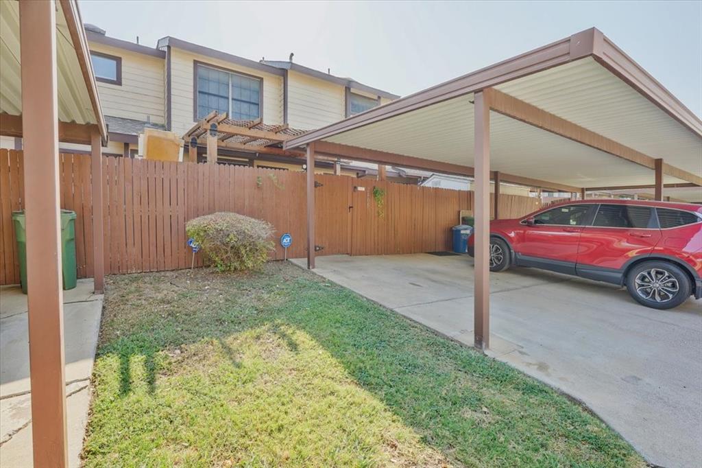 Stoneridge West Tnhse Devlpmnt - Residential