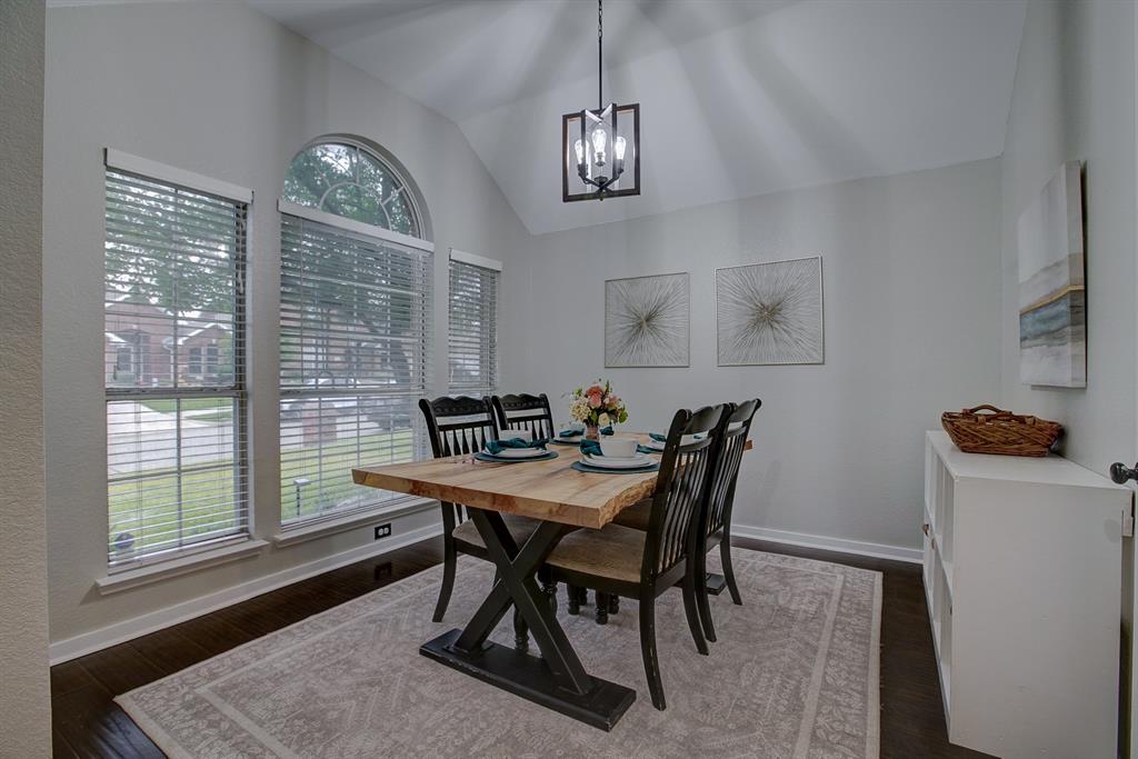 7906 Vista Creek Lane