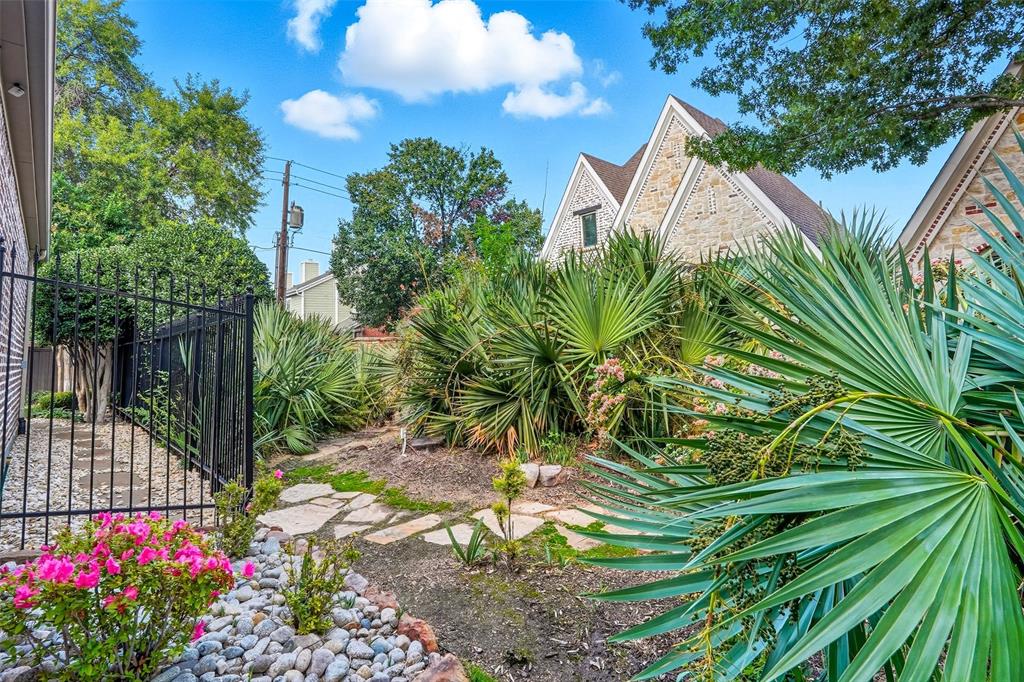 Cambridge Gate - Residential