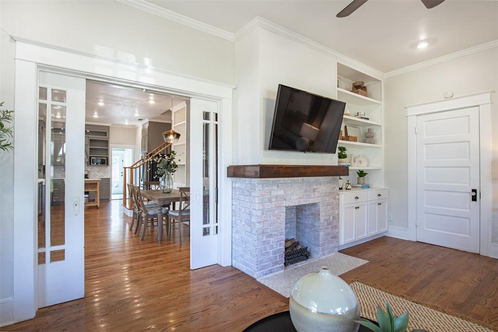 206 S Edgefield Avenue