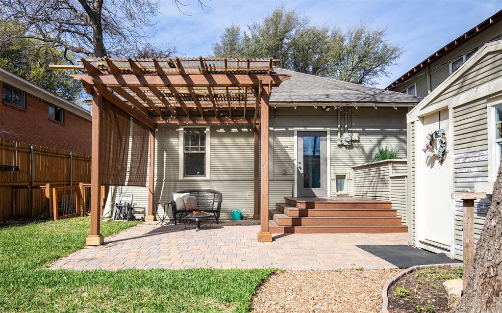 Winnetka Heights - Residential