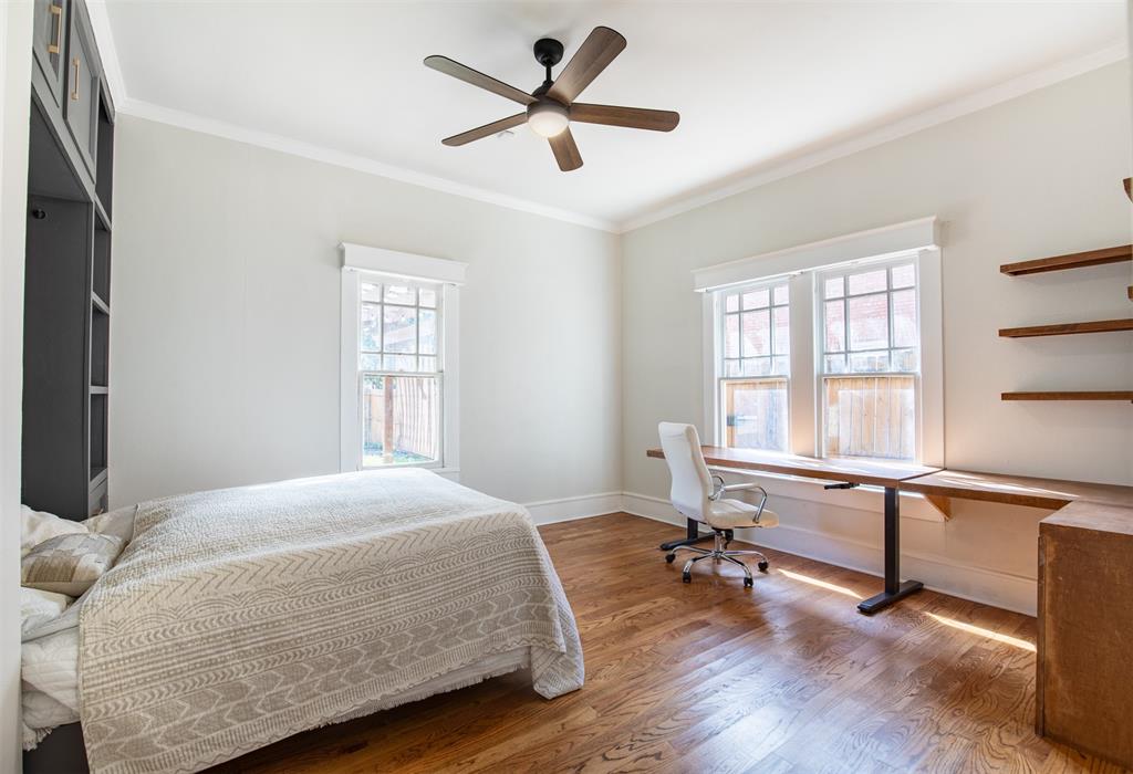 Winnetka Heights - Residential