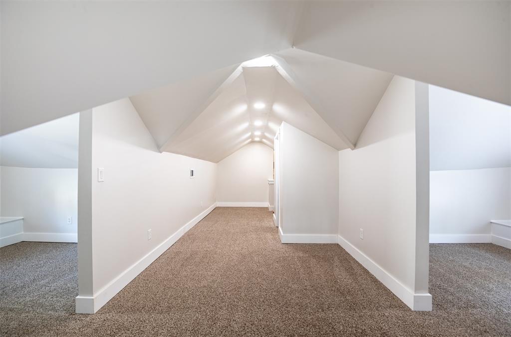 Winnetka Heights - Residential