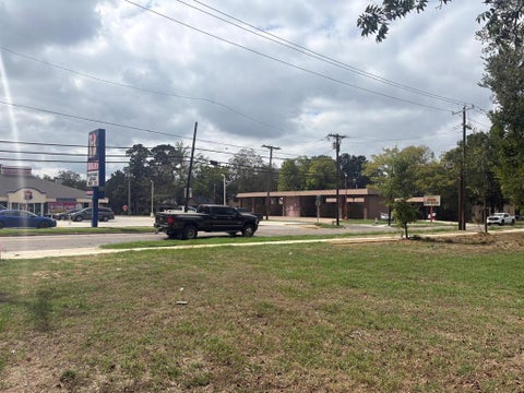 Photo of 2024 Bonham Street, Paris, TX 75460 (MLS # 21418178)
