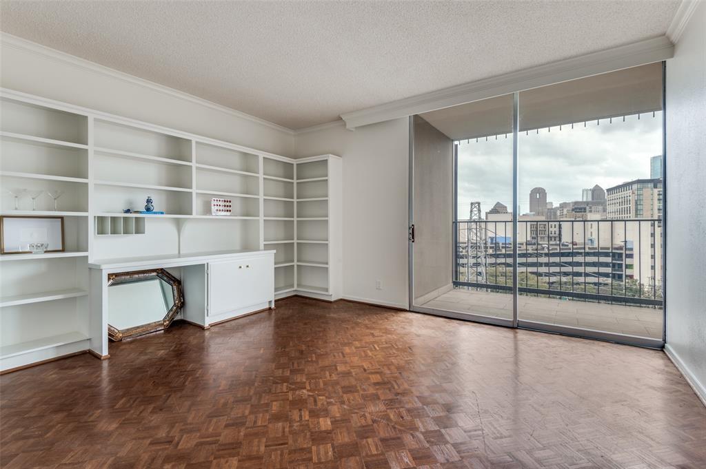 Park Towers - Residential