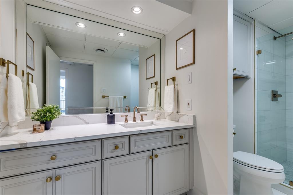 Park Towers - Residential