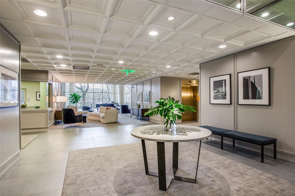 Park Towers - Residential