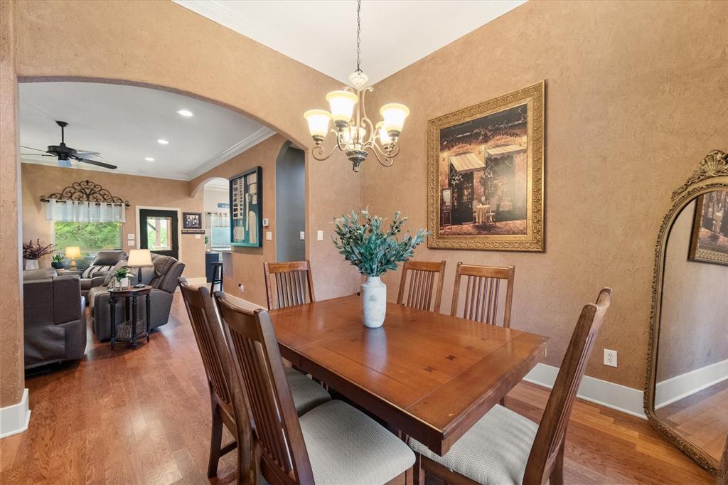 1103 Louise Lane