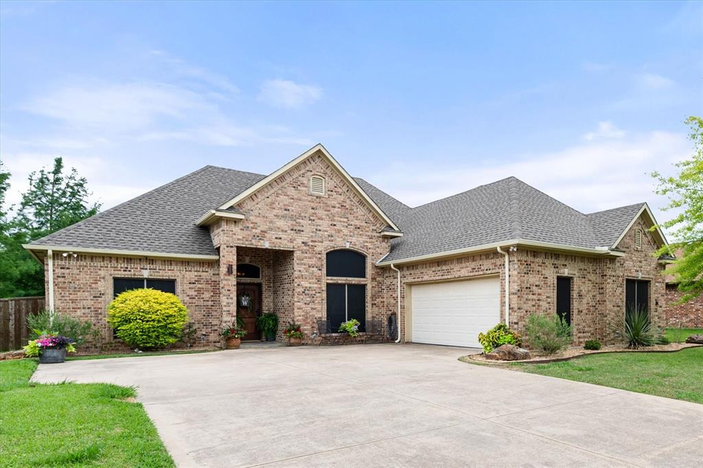 1103 Louise Lane