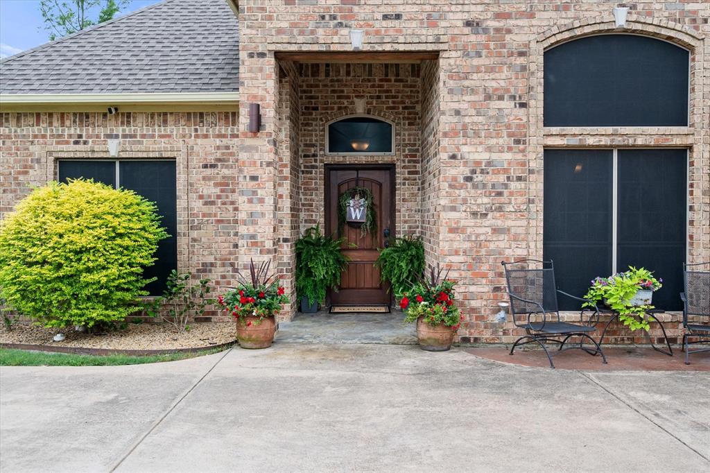 1103 Louise Lane