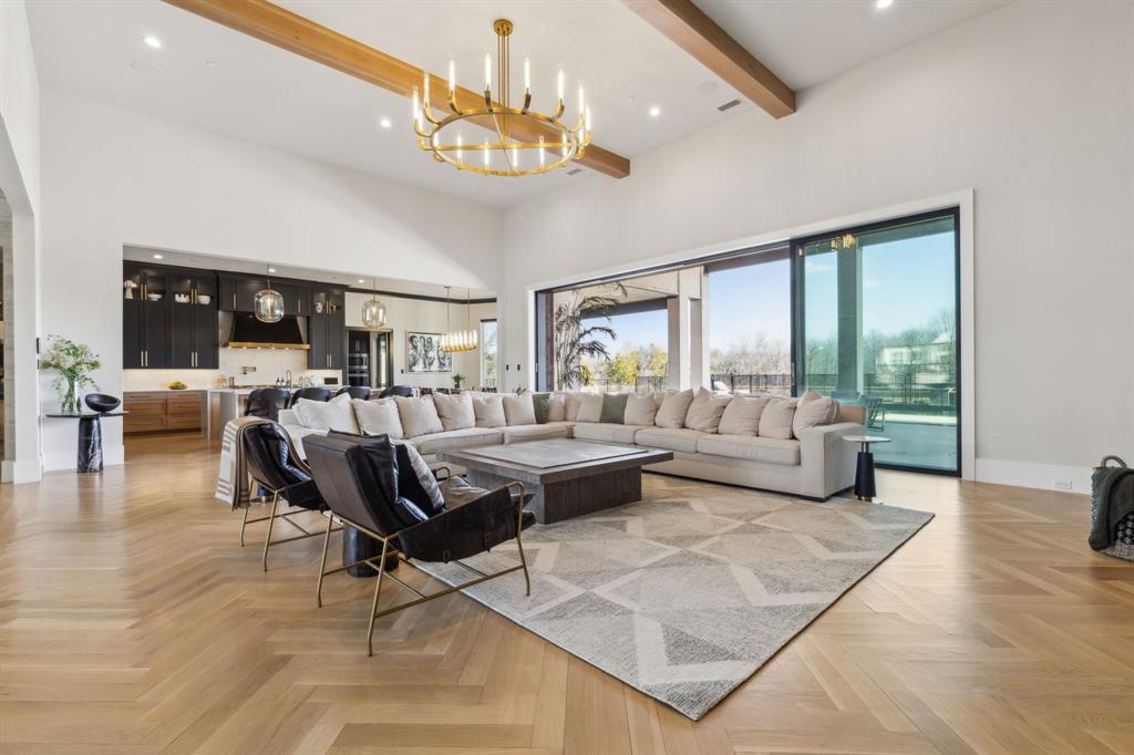 Hidden Creeks Pointe - Residential