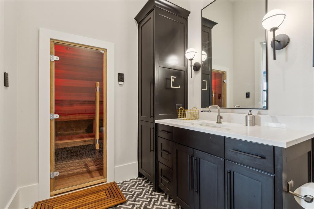 Hidden Creeks Pointe - Residential