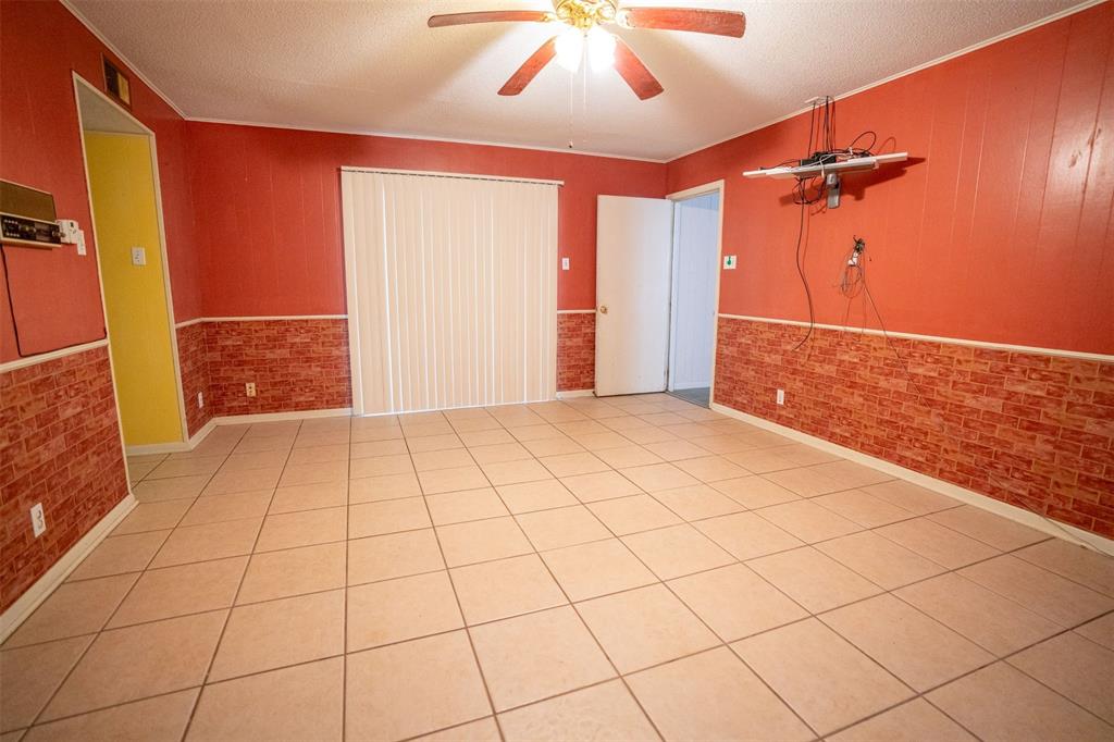 A329 S M FULTON SUR - Residential