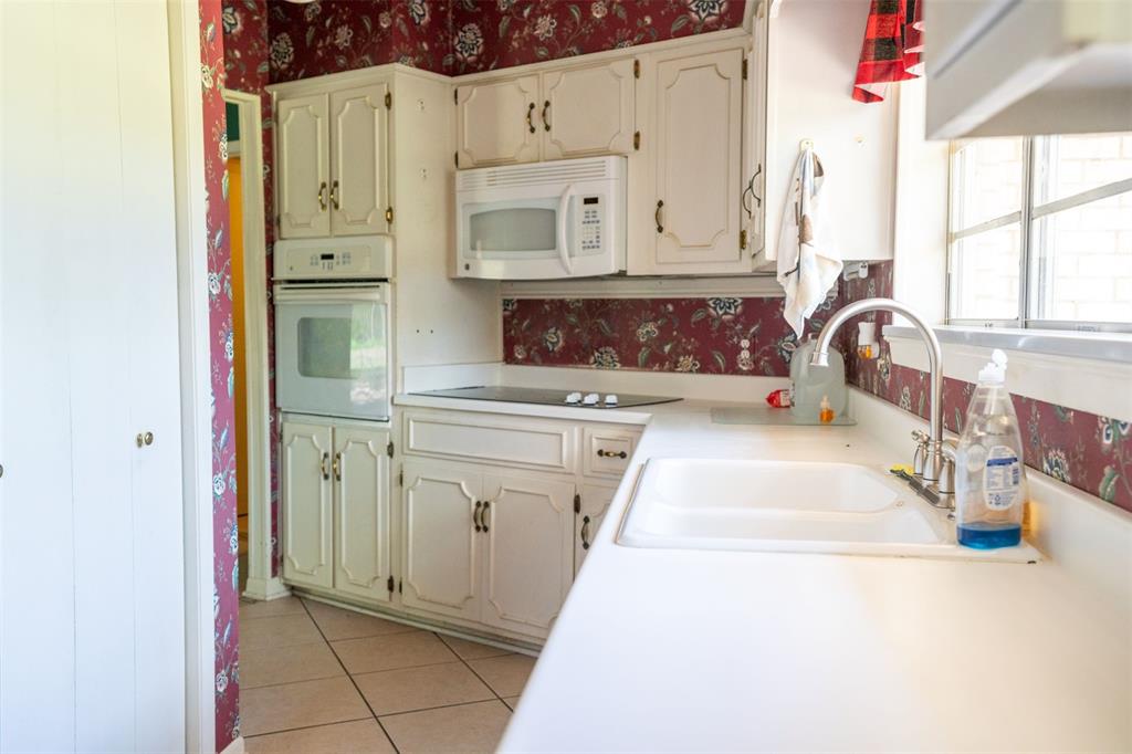 A329 S M FULTON SUR - Residential