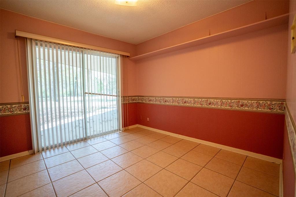 A329 S M FULTON SUR - Residential