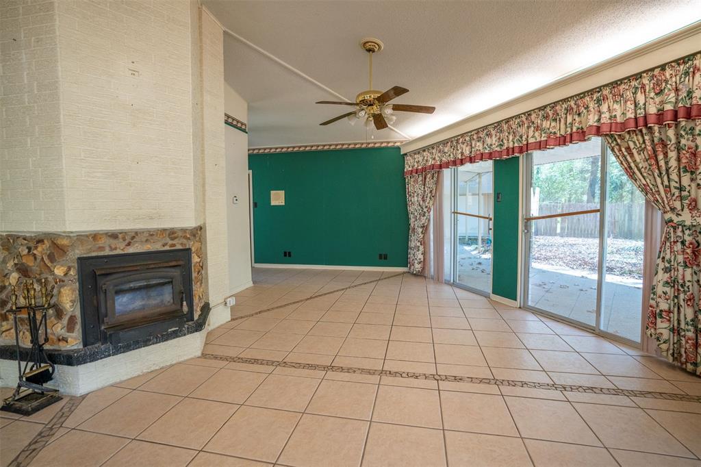 A329 S M FULTON SUR - Residential