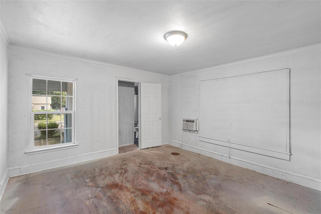 512 Tyler Street