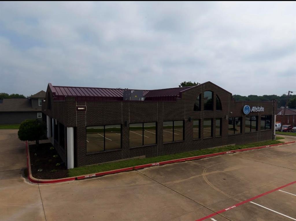 Dalworth Park - Commercial Lease