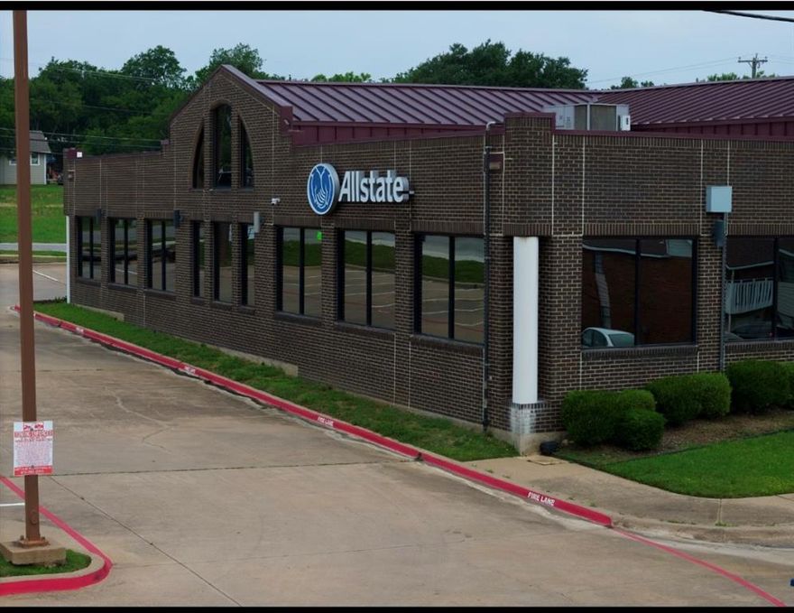 Prime Office Space for Lease – Heart of Grand Prairie! Looking for office space in a prime, high-traffic location? Look no further! Conveniently located right off the George Bush Freeway, this professional building in the center of Grand Prairie offers both furnished and unfurnished office suites to fit your business needs. As you enter, you’re welcomed by a professional reception area that sets the tone for your business. Tenants enjoy access to a modern conference room (by reservation), ideal for meetings and presentations. The common area includes a break room equipped with a refrigerator, sink, and microwave – perfect for quick lunches or coffee breaks. **Multiple private offices available**Flexible lease terms**Furnished & unfurnished options**Shared conference room access**Reception area & break room, just the right location. Whether you're a solo professional or a growing team, we have the perfect space for you. Choose your office before they’re gone – these won’t last long!

?? Schedule a tour today and secure your space in one of Grand Prairie’s most accessible and sought-after business locations.
