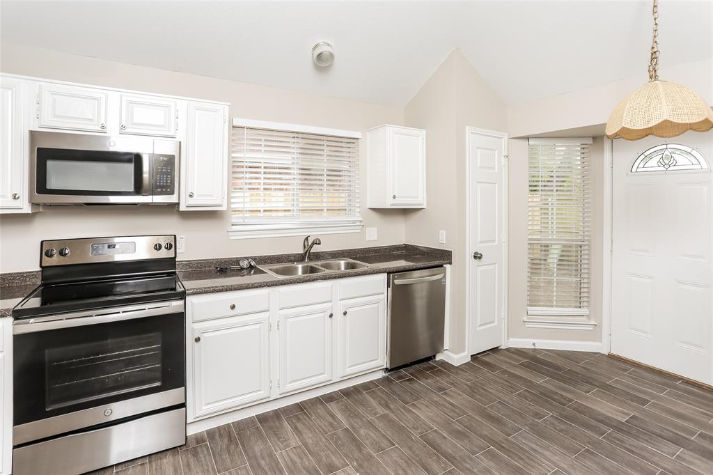 Walingford Village 01 Rep - Residential Lease