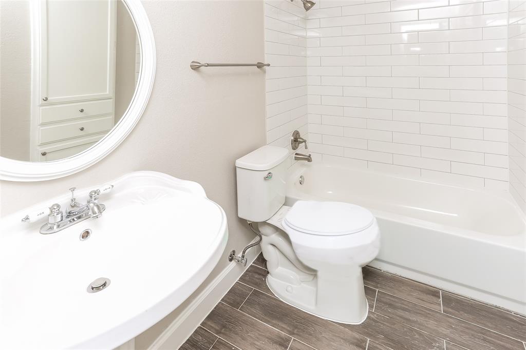 Walingford Village 01 Rep - Residential Lease