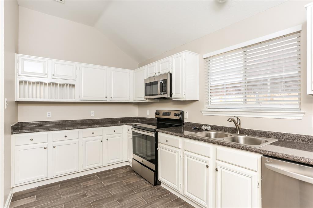 Walingford Village 01 Rep - Residential Lease