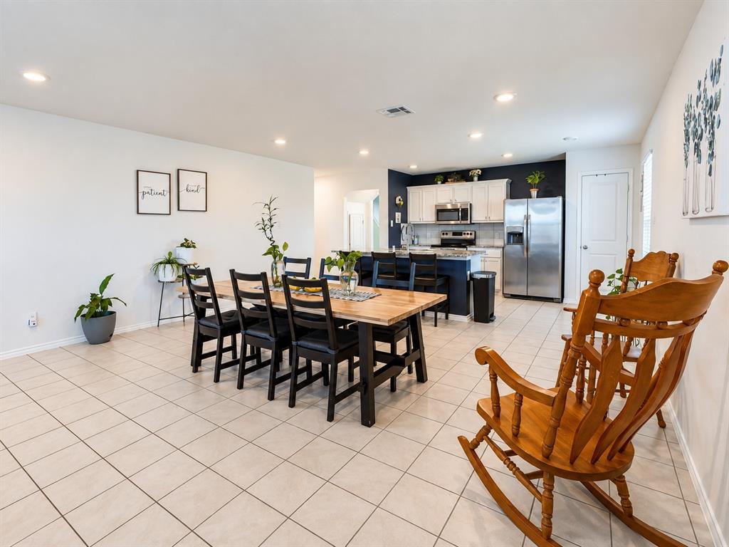 513 Clearlake Drive