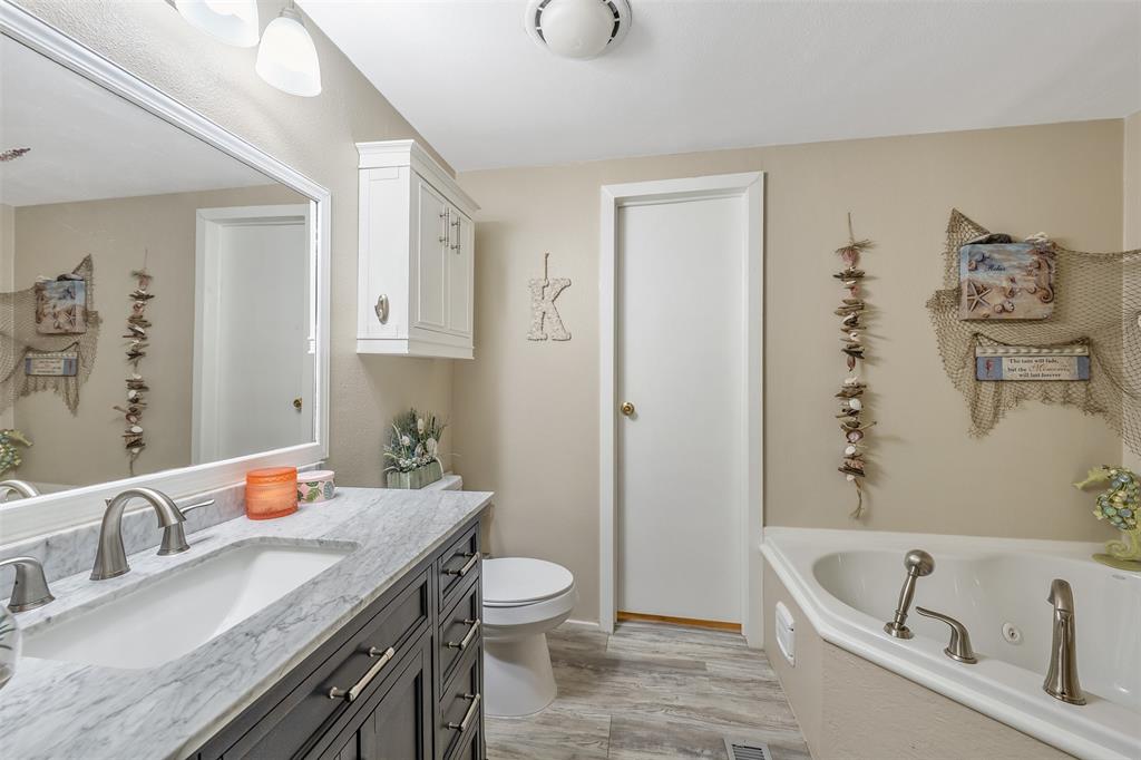 Lakeway Harbor - Residential