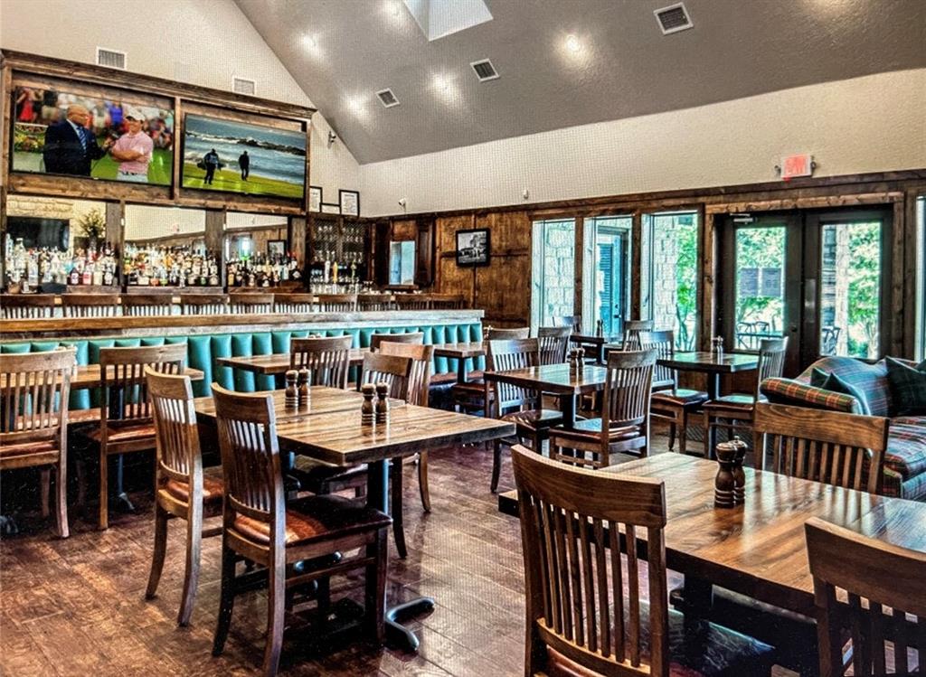 White Bluff #32 - Land