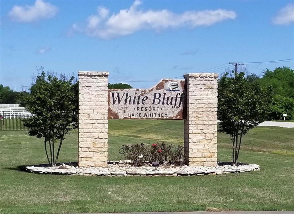 White Bluff #32 - Land