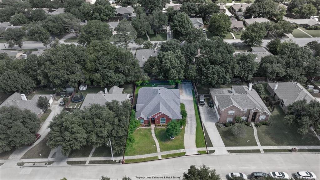 913 Chapel Drive