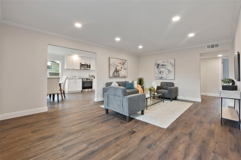 4816 W Mockingbird Lane