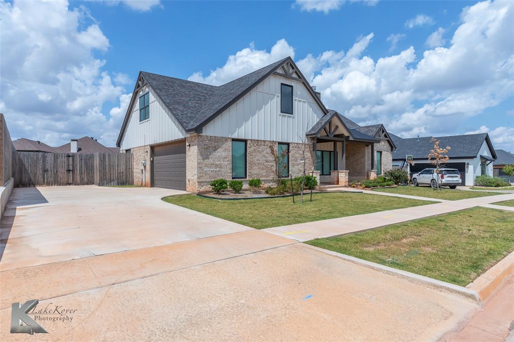 6434 Glen Abbey