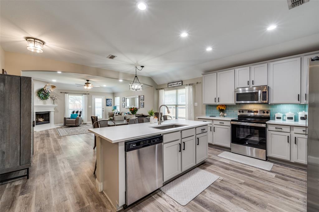 1289 Lasso Drive