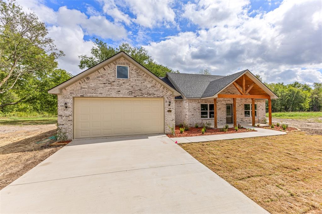 5413 County Line Road 2252