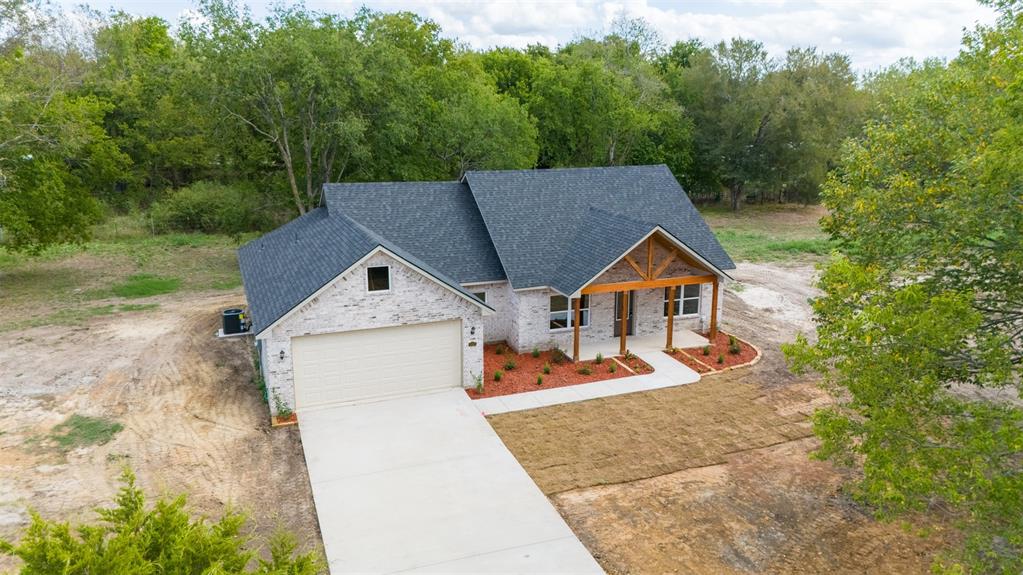 5413 County Line Road 2252